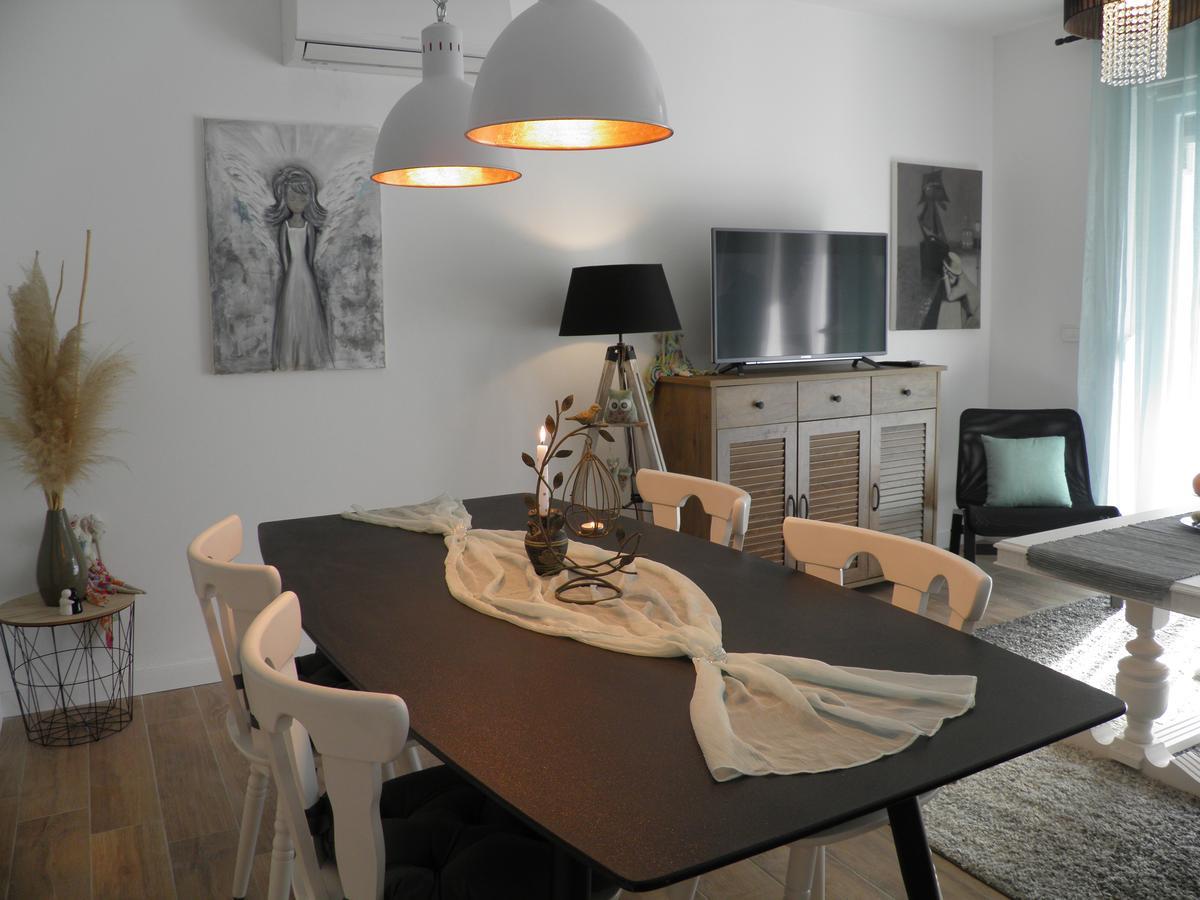 Apartments Marta 1 Zadar Bagian luar foto