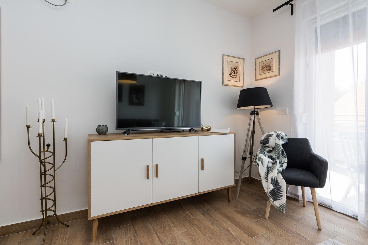 Apartments Marta 1 Zadar Bagian luar foto