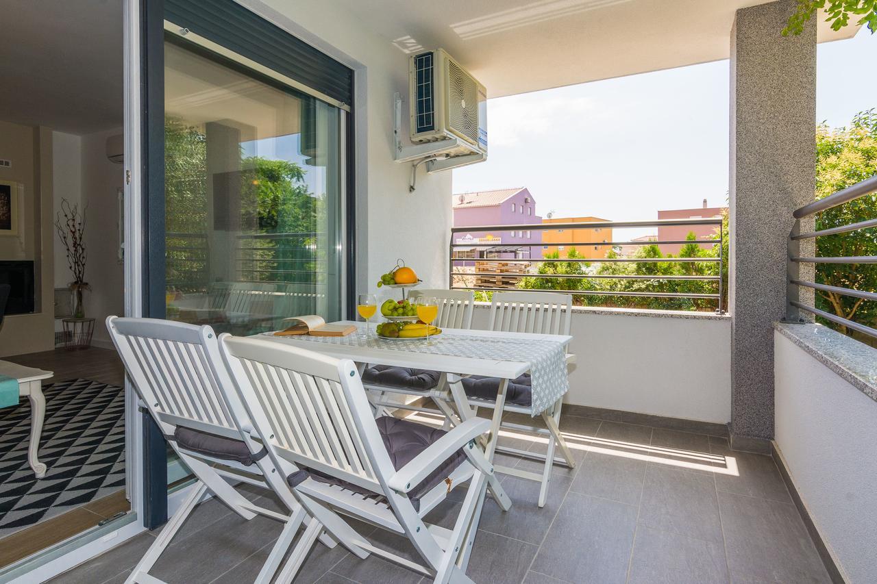 Apartments Marta 1 Zadar Bagian luar foto
